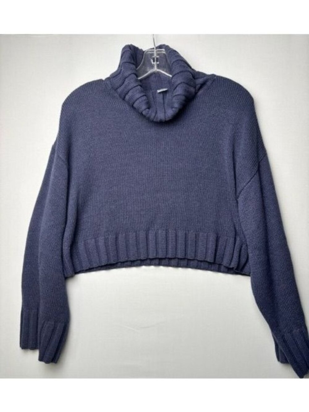 H&M Divided Women's L Blue Cropped Turtleneck Sweater Oversized Boxy Knit